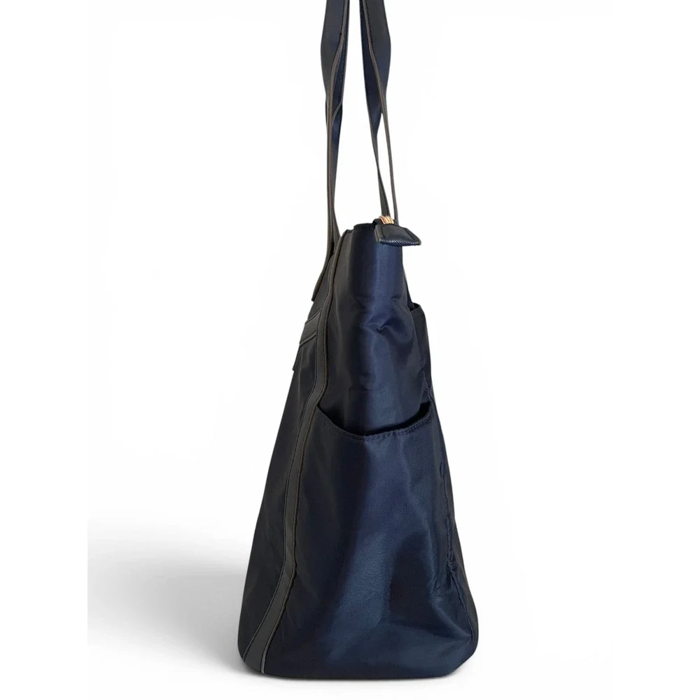 Aimee Kestenberg surface items